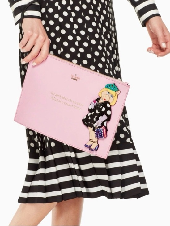 kate spade Handbags - KATE SPADE X DISNEY MUPPETS MISS PIGGY FANCY FRIDAY BRITTA WRISTLET CLUTCH